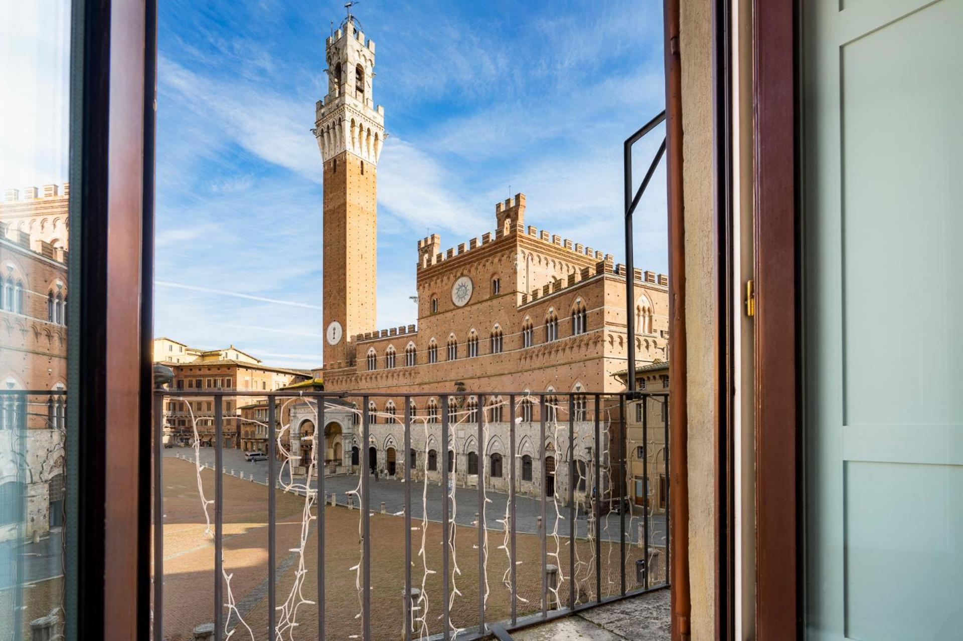 The Balcony Suite - Affaccio Su Piazza Del Campo Σιένα Εξωτερικό φωτογραφία